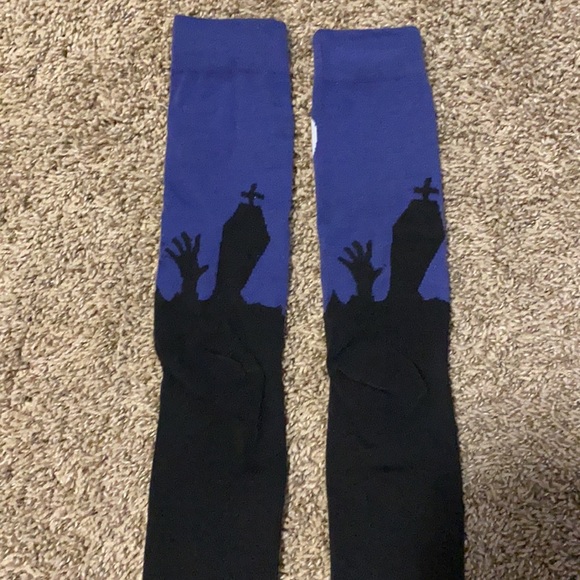 Socks - Picture 2 of 4